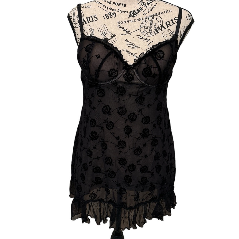 In Bloom By Jonquil  Black Floral Rose Chemise Lingerie Size medium